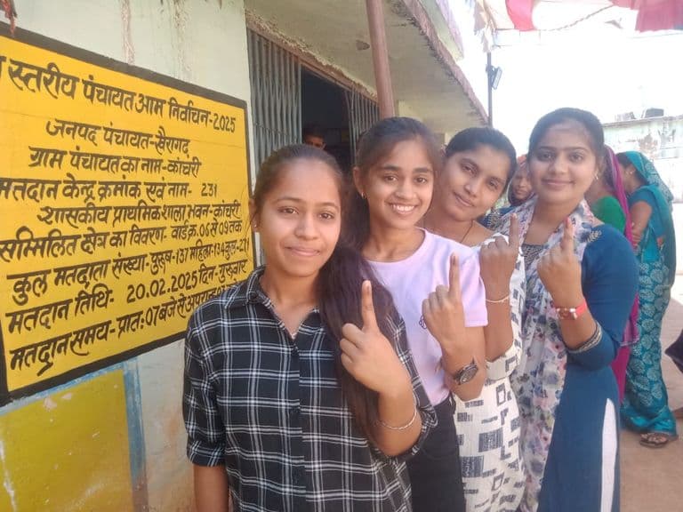 पहले चरण में 11 बजे तक 40% मतदान,युवाओ में उत्साह